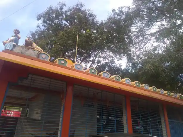 Arulmigu Sithirakkal Mariyamman Temple, 1st Agraharam, Salem - 636001 அருள்மிகு சித்திரக்கல் மாரியம்மன் திருக்கோயில், மேட்டுத் தெரு, சேலம் - 636001, Salem - Ancient Temple Architecture and History Image 3