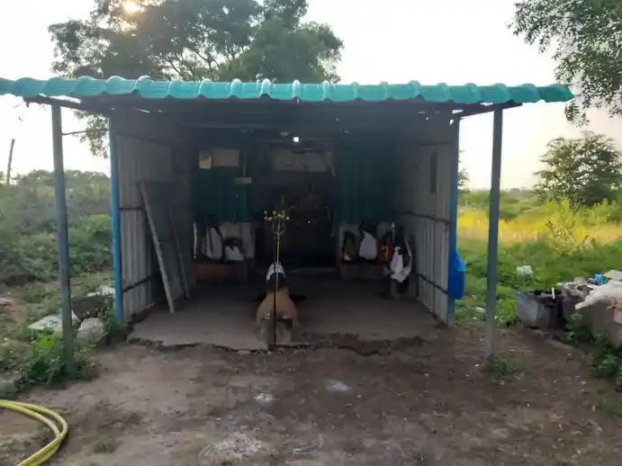 Arulmigu Sitthanadhasamedha Angalaparameshwari Temple, Varavanai - 621301 Temple