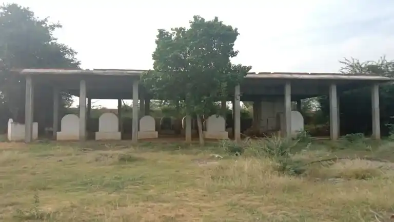 Arulmigu Sittharkaattha Ayyanar Temple, Killukulavaaypatti - 622201 அருள்மிகு சித்தர்காத்த அய்யனார் திருக்கோயில், கிள்ளுகுளவாய்ப்பட்டி - 622201, Pudukkottai - Ancient Temple Architecture and History Image 5