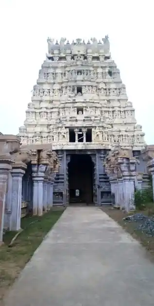 Arulmigu Sivabureeshwarar Temple, Sivayam, Sathiyamangalam - 639120 அருள்மிகு சிவபுரீஸ்வரர் திருக்கோயில், Sivayam, Sathiyamangalam - 639120, Karur - Ancient Temple Architecture and History Image 5