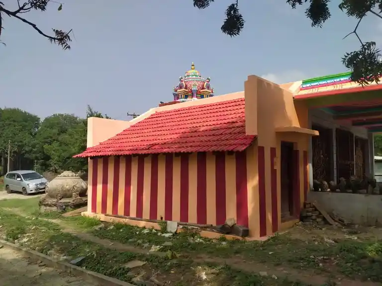 Arulmigu Sivagamiyamman Temple, Kaveripalayam - 621718 Arulmigu Sivagamiyamman Temple, Kaveripalayam - 621718, Ariyalur - Ancient Temple Architecture and History Image 3