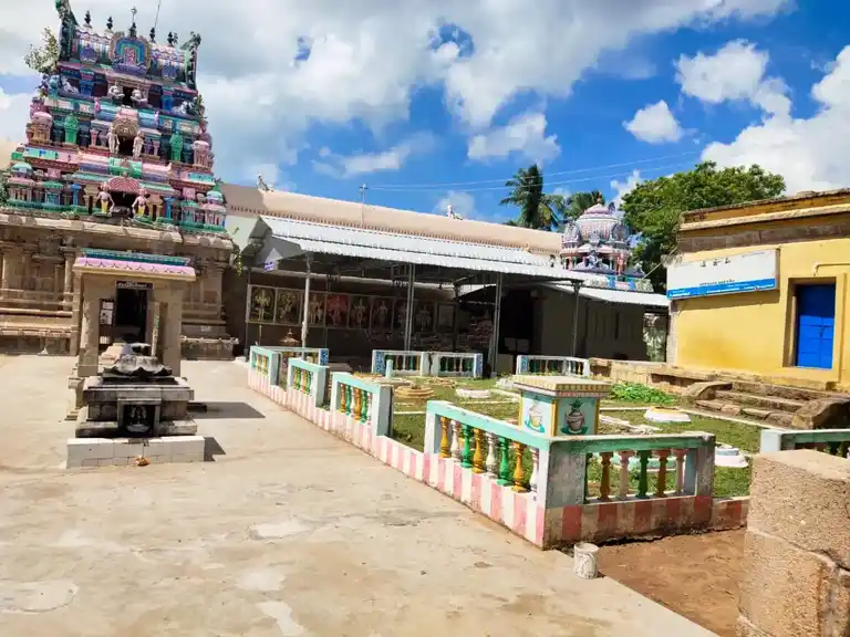 Arulmigu Sivagurunathar Temple, Kumbakonam, Sivapuram - 612401 அருள்மிகு சிவகுருநாதசுவாமி திருக்கோயில், கும்பகோணம், சிவபுரம் - 612401, Thanjavur - Ancient Temple Architecture and History Image 5