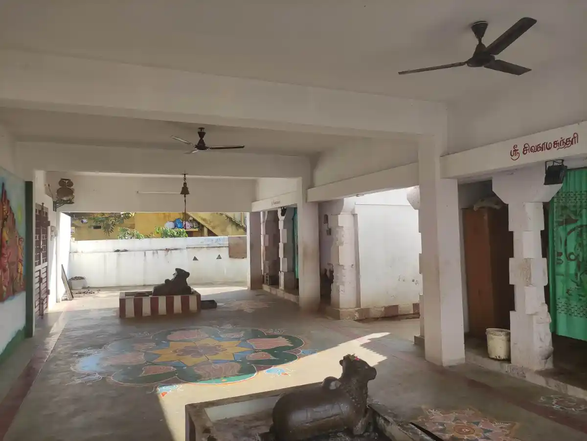 Arulmigu Sivakameeswarar Temple, Ramarajapuram - 624219 Arulmigu Sivakameeswarar Temple, Ramarajapuram - 624219, Dindigul - Ancient Temple Architecture and History Image 2