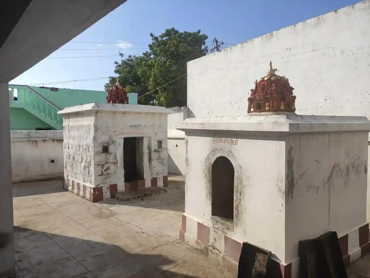 Arulmigu Sivakameeswarar Temple, Ramarajapuram - 624219 Arulmigu Sivakameeswarar Temple, Ramarajapuram - 624219, Dindigul - Ancient Temple Architecture and History Image 3