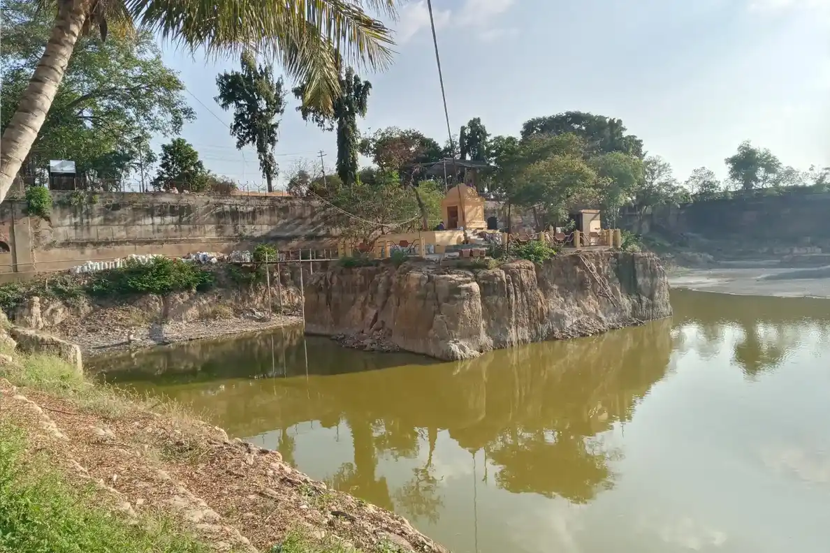 Arulmigu Sivalingaswamy Temple, Sivagangai Garden, Thanjavur - 613009 அருள்மிகு சிவலிங்க சுவாமி திருக்கோயில், Sivagangai Garden, Thanjavur - 613009, Thanjavur - Ancient Temple Architecture and History Image 3