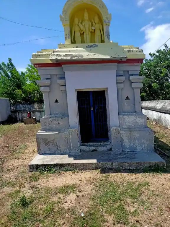 Arulmigu Sivaloganatha Samy Temple, Sanganthi - 614702 அருள்மிகு சிவலோகநாதசுவாமி திரக்கோயில், சங்கந்தி, திருவாரூர் கோயில், Sanganthi - 614702, Thiruvarur - Ancient Temple Architecture and History Image 7