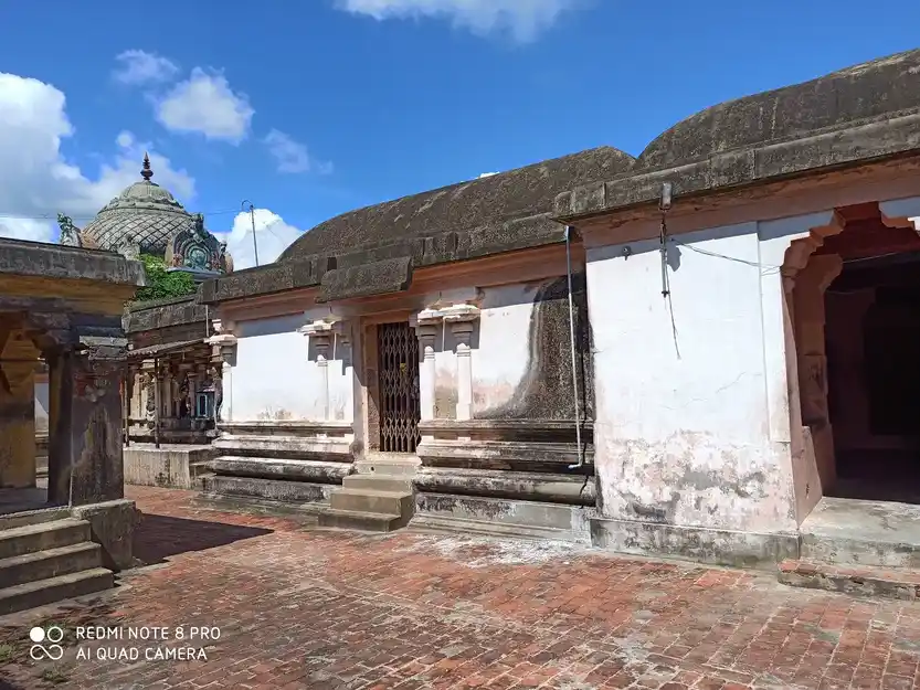 Arulmigu Sivaloganatha Swami Temple, Keeranoor - 609403 அருள்மிகு சிவலோகநாதசாமி திருக்கோயில், கீரனுாா் - 609403, Thiruvarur - Ancient Temple Architecture and History Image 5