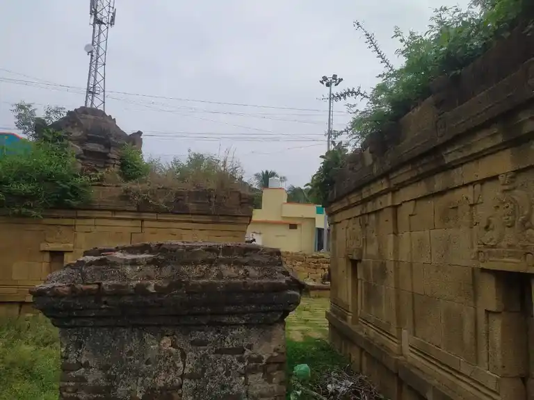 Arulmigu Sivaloganatha Swamy Temple, Anthoor - 621708 அருள்மிகு சிவலோகநாத சுவாமி திருக்கோயில், Anthoor - 621708, Perambalur - Ancient Temple Architecture and History Image 2