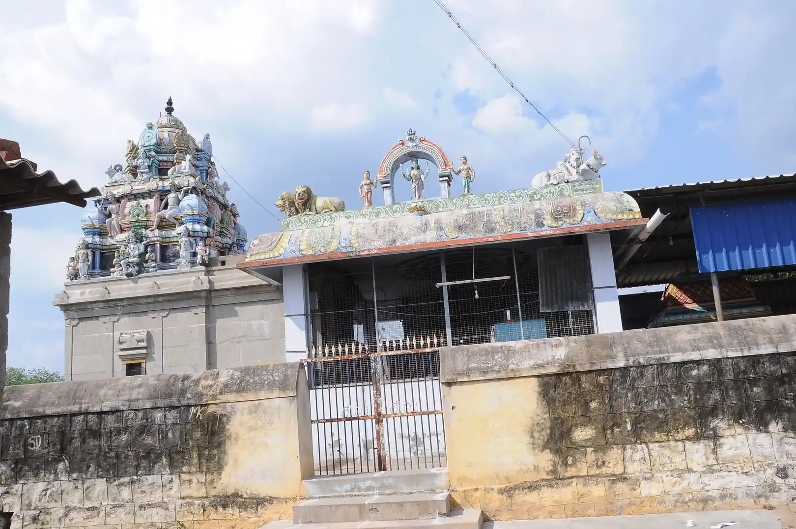 Arulmigu Sivaloganatha Swamy Temple, Siruganur - 621105