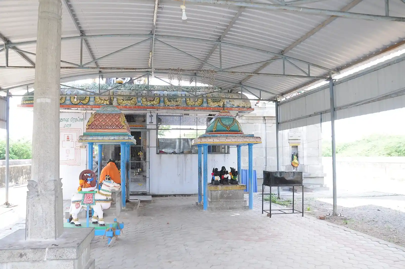 Arulmigu Sivaloganatha Swamy Temple, Siruganur - 621105 அருள்மிகு சிவலோகநாத சுவாமி திருக்கோயில், Siruganur - 621105, Thiruchirappalli - Ancient Temple Architecture and History Image 2