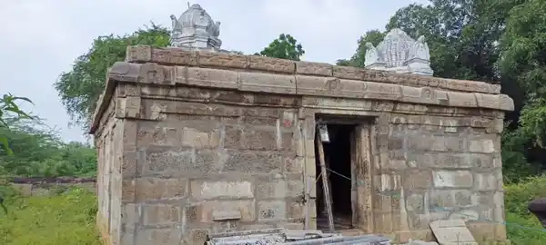 Arulmigu Sivaloganathar Swamy Temple, Manamai - 603102 அருள்மிகு சிவலோக நாதசுவாமி திருக்கோயில், மணமை - 603102, Chengalpattu - Ancient Temple Architecture and History Image 7