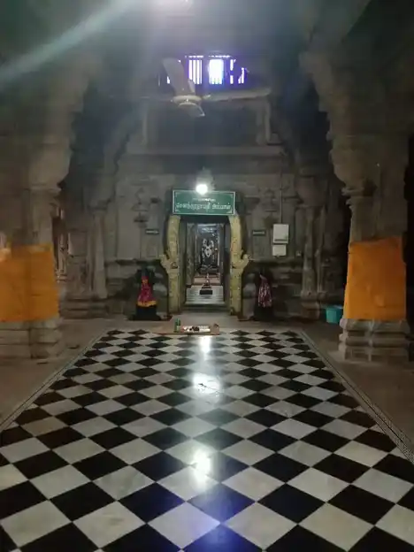 Arulmigu Sivaloganathaswamy Temple, Kanadukathan - 630103 அருள்மிகு சிவலோகநாதசுவாமி திருக்கோயில், Kanadukathan - 630103, Sivagangai - Ancient Temple Architecture and History Image 3
