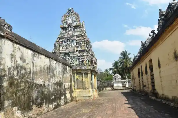 Arulmigu Sivaloganathaswamy Temple, Thirupunkur - 609112 அருள்மிகு சிவலோகநாதசுவாமி திருக்கோயில், Thirupunkur - 609112, Mayiladuthurai - Ancient Temple Architecture and History Image 6