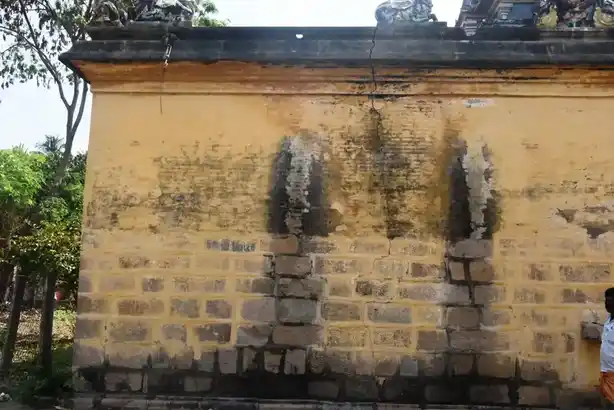 Arulmigu Sivaloganathaswamy Temple, Thirupunkur - 609112 அருள்மிகு சிவலோகநாதசுவாமி திருக்கோயில், Thirupunkur - 609112, Mayiladuthurai - Ancient Temple Architecture and History Image 8