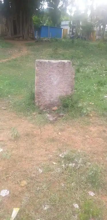 Arulmigu Sivan And Perumal Temple, Emakalapuram - 624304 அருள்மிகு சிவன் மற்றும் பெருமாள் திருக்கோயில், Emakalapuram - 624304, Dindigul - Ancient Temple Architecture and History Image 4