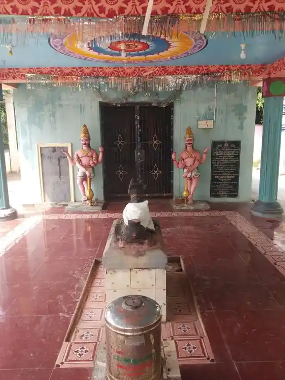 Arulmigu Sivan, Manmathan, Kaaliyamman Temple, Thittupadugai, Muthalaimedu - 609101 அருள்மிகு சிவன், மன்மதன்காளியம்மன் திருக்கோயில், Thittupadugai, Sirkazhi - 609101, Mayiladuthurai - Ancient Temple Architecture and History Image 4
