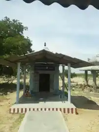 Arulmigu Sivan Temple, Namputhalai - 623403 அருள்மிகு சிவன்கோயில், நம்புதானை, திருவாடானை கோயில், Namputhalai - 623403, Ramanathapuram - Ancient Temple Architecture and History Image 3