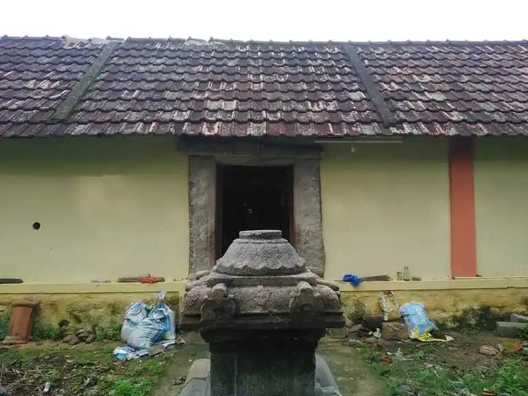 Arulmigu Sivan Temple, Puliyoorkurichi, Thuckalay - 629175 Arulmigu Sivan Temple, Puliyoorkurichi, Thuckalay - 629175, Kanyakumari - Ancient Temple Architecture and History Image 4