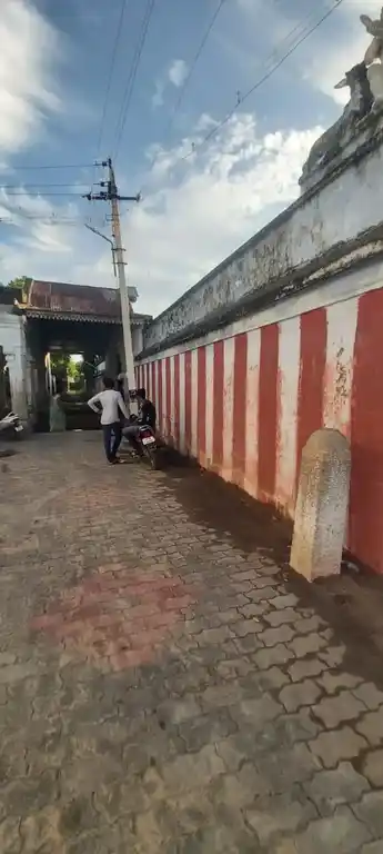 Arulmigu Sivan Temple, Urulaikkudi - 628802 அருள்மிகு சிவன் திருக்கோயில், Urulaikkudi - 628802, Thoothukudi - Ancient Temple Architecture and History Image 3