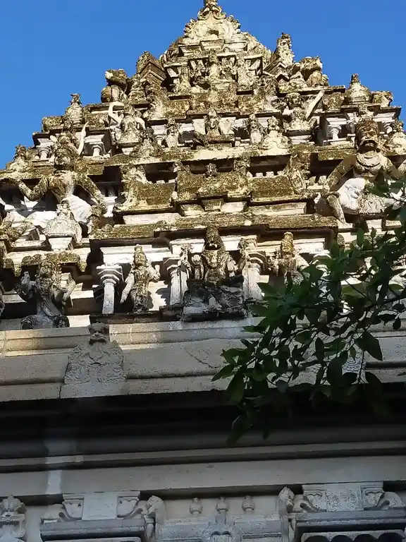 Arulmigu Sivan Temple, Urulaikkudi - 628802 அருள்மிகு சிவன் திருக்கோயில், Urulaikkudi - 628802, Thoothukudi - Ancient Temple Architecture and History Image 9