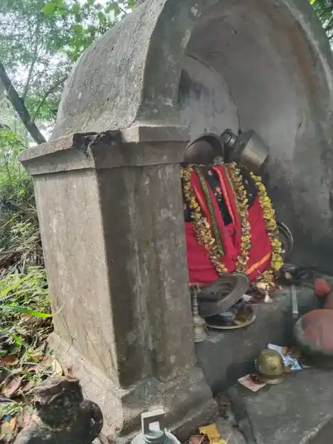 Arulmigu Sivanarappan Temple, Karichankudi - 614404 அருள்மிகு சிவனாரப்பன் திருக்கோயில், Karichankudi - 614404, Thiruvarur - Ancient Temple Architecture and History Image 2
