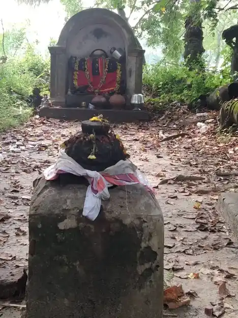 Arulmigu Sivanarappan Temple, Karichankudi - 614404 அருள்மிகு சிவனாரப்பன் திருக்கோயில், Karichankudi - 614404, Thiruvarur - Ancient Temple Architecture and History Image 4