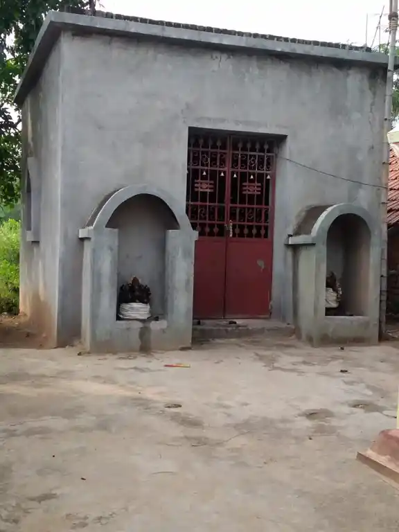 Arulmigu Sivasakthieswarar Temple, Nallakutlahalli, Obilinayakkanpatti - 635303