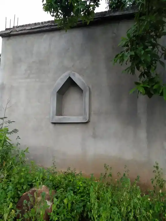 Arulmigu Sivasakthieswarar Temple, Nallakutlahalli, Obilinayakkanpatti - 635303 அருள்மிகு சிவசக்தீஸ்வரர் திருக்கோயில், Nallakutlahalli, Obilinayakkanpatti - 635303, Dharmapuri - Ancient Temple Architecture and History Image 4