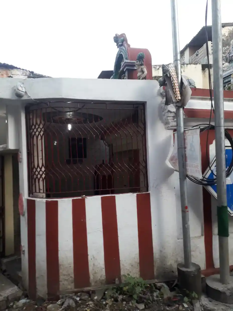 Arulmigu Sivashkthi Bala Sundara Vinayagar Temple, Mylapore, Chennai - 600004 அருள்மிகு சிவசக்தி பாலசுந்தர விநாயகர் திருக்கோயில், மயிலாப்பூர், சென்னை - 600004, Chennai - Ancient Temple Architecture and History Image 4