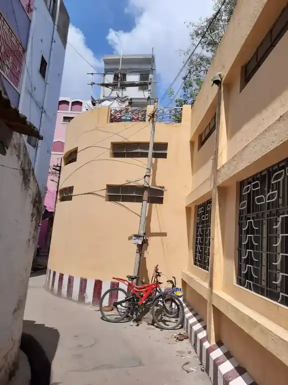 Arulmigu Sivasubramaniyaswami Bajanai Madalayam, Idayar Veethi, Uppu Dhodde Gowder Lane - 641001 அருள்மிகு ஸ்ரீசிவசுப்பிரமணியசுவாமி பஜனை மடாலயம், இடையர் வீதி, உப்புதொட்டேகவுடர் தெரு - 641001, Coimbatore - Ancient Temple Architecture and History Image 3