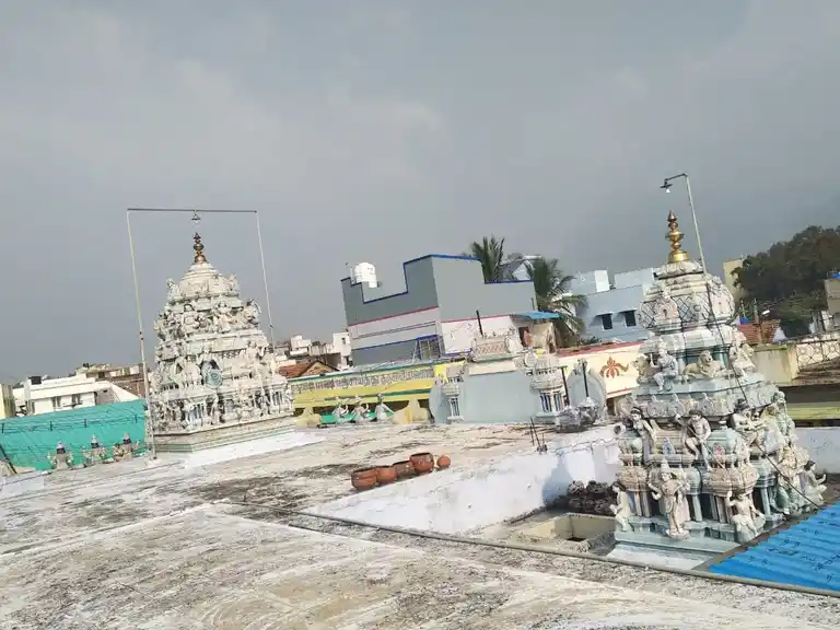 Arulmigu Sivasubramaniyaswamy Temple, Pilanallur - 637403 அருள்மிகு சிவசுப்ரமணியசுவாமி திருக்கோயில், Pilanallur - 637403, Namakkal - Ancient Temple Architecture and History Image 6