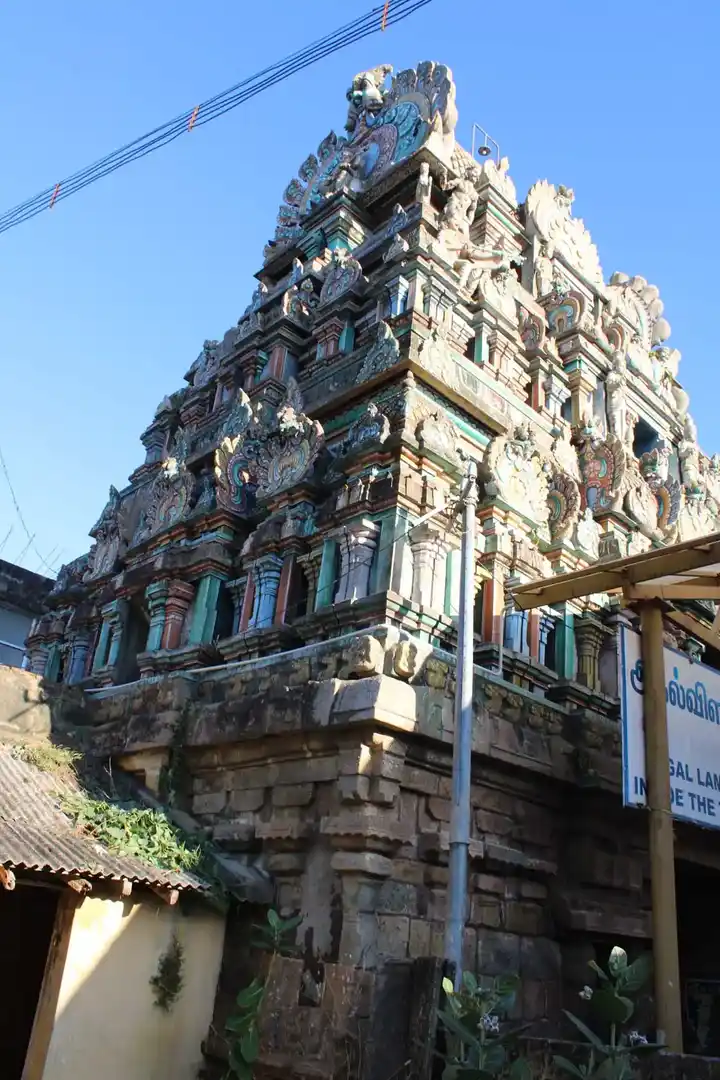 Arulmigu Sivasuriyaperumantemple, Sooriyanarkoil - 612102 அருள்மிகு சிவசூரியநாராயணப்பெருமாள் திருக்கோயில், சூரியனார்கோயில் - 612102, Thanjavur - Ancient Temple Architecture and History Image 4