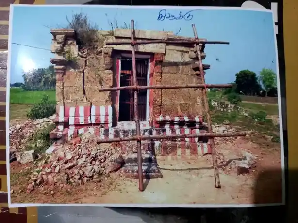 Arulmigu Sivathondar Periya Perumal Temple, Veliyathur - 630204 Arulmigu Sivathondar Periya Perumal Temple, Veliyathur - 630204, Sivagangai - Ancient Temple Architecture and History Image 2