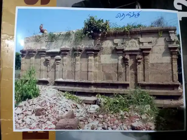 Arulmigu Sivathondar Periya Perumal Temple, Veliyathur - 630204 Arulmigu Sivathondar Periya Perumal Temple, Veliyathur - 630204, Sivagangai - Ancient Temple Architecture and History Image 5