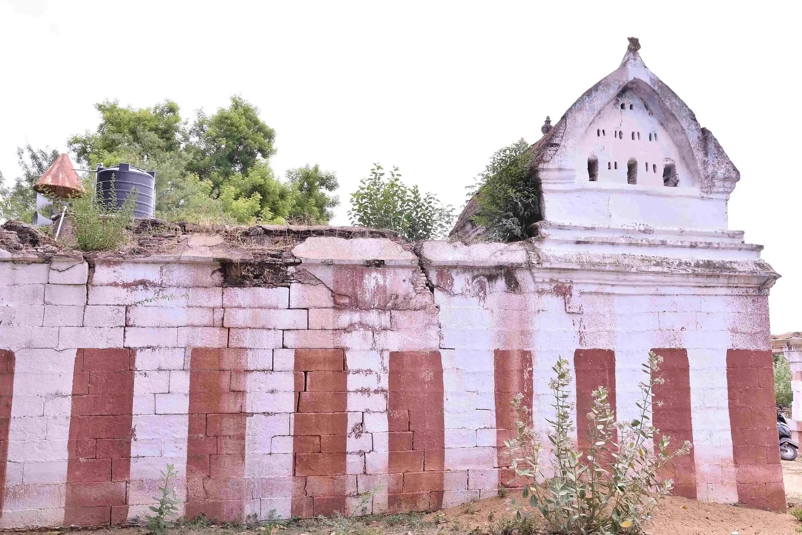 Arulmigu Sokkalingasamy Temple, Koilpattu, Murappanadu - 625282 அருள்மிகு சொக்கலிங்கசுவாமி திருக்கோயில், Murappanadu - 625282, Thoothukudi - Ancient Temple Architecture and History Image 3