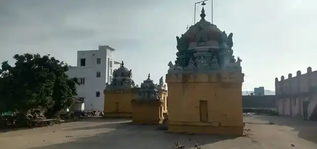 Arulmigu Sokkalingeshwarar Temple, Thiruvilakurichi - 621109 அருள்மிகு சொக்கலிங்கேஸ்வரர் சுவாமி திருக்கோயில், Thiruvilakurichi - 621109, Perambalur - Ancient Temple Architecture and History Image 5