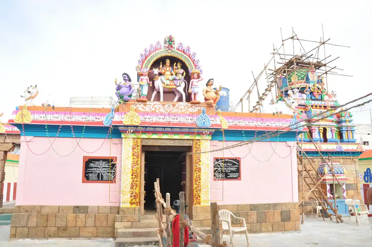 Arulmigu Sokkalingeswarar Temple, Meensuriti - 612903 Temple