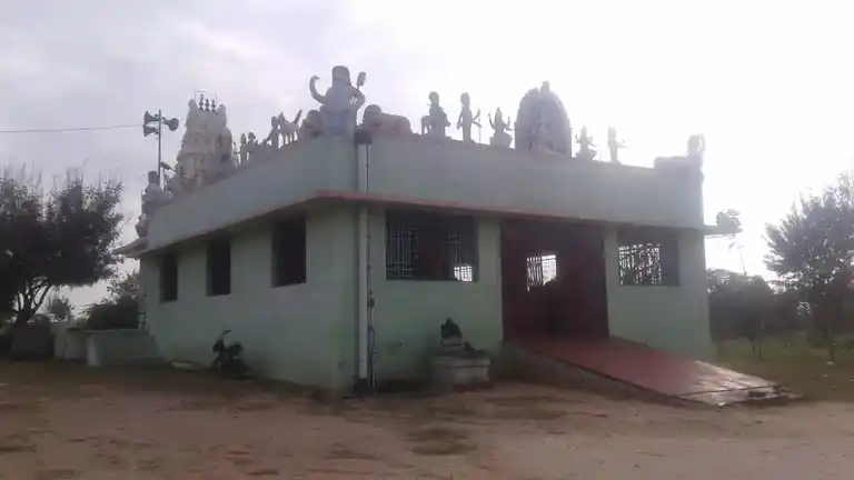 Arulmigu Sokkanachiamman and mariammanTemple, Dadapuram - 637105 அருள்மிகு சொக்க நாச்சியம்மன் மற்றும் மாரியம்மன் திருக்கோயில், Dadapuram - 637105, Salem - Ancient Temple Architecture and History Image 4