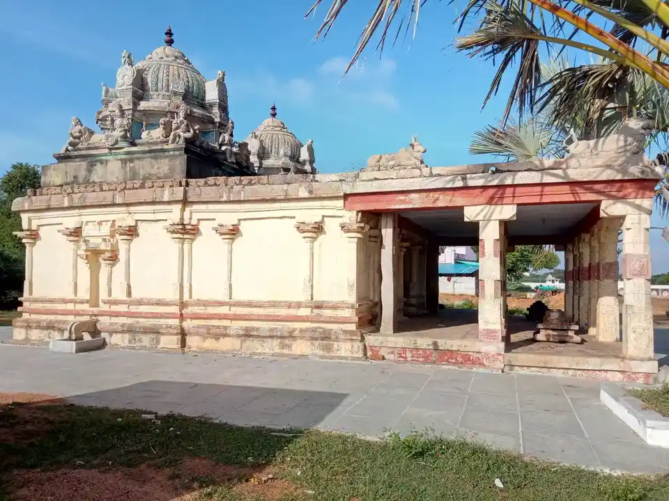 Arulmigu Sokkanatchiamman Temple, Puthampur, Pudukkottai Taluk - 622501 அருள்மிகு சொக்கநாச்சியம்மன் திருக்கோயில், புத்தாம்பூர், புதுக்கோட்டை வட்டம் - 622501, Pudukkottai - Ancient Temple Architecture and History Image 3