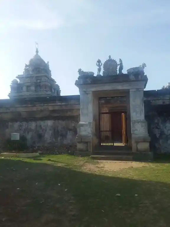 Arulmigu Sokkanathar Temple, Kundaiyur - 610204 அருள்மிகு சொக்கநாதசுவாமி திருக்கோயில், குண்டையூர் - 610204, Nagapattinam - Ancient Temple Architecture and History Image 4