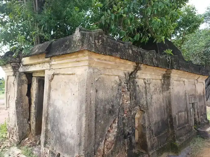 Arulmigu Sokkanathasami Temple, Kaduvettankurichi, Nallanam Kaduvettankurichi - 621804 Arulmigu Sokkanathasami Temple, Kaduvettankurichi, Nallanam Kaduvettankurichi - 621804, Ariyalur - Ancient Temple Architecture and History Image 3