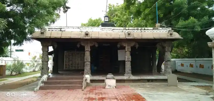 Arulmigu Sokkanathaswamy Temple, Kuruchi - 627005 திருநெல்வேலி நகர் அருள்மிகு நெல்லையப்பர் அருள்தரும் காந்திமதி அம்மன் திருக்கோயிலின் உபகோயில் அருள்மிகு சொக்கநாதர் சுவாமி திருக்கோயில், குறிச்சி, மேலப்பாளையம் - 627005, Tirunelveli - Ancient Temple Architecture and History Image 3