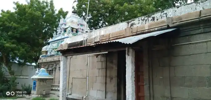 Arulmigu Sokkanathaswamy Temple, Kuruchi - 627005 திருநெல்வேலி நகர் அருள்மிகு நெல்லையப்பர் அருள்தரும் காந்திமதி அம்மன் திருக்கோயிலின் உபகோயில் அருள்மிகு சொக்கநாதர் சுவாமி திருக்கோயில், குறிச்சி, மேலப்பாளையம் - 627005, Tirunelveli - Ancient Temple Architecture and History Image 4