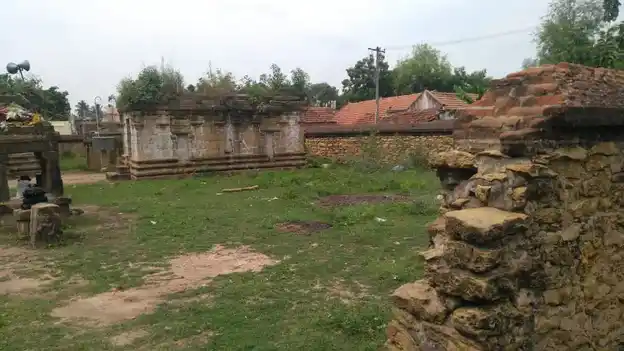 Arulmigu Sokkanathaswamy Temple, Ottakoil.Koothur - 621705 அருள்மிகு சொக்கநாத சுவாமி திருக்கோயில், ஓட்டக்கோயில் கூத்துார் - 621705, Ariyalur - Ancient Temple Architecture and History Image 2