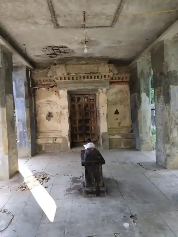 Arulmigu Sokkanatheeswarar And Gopalakrishna Perumal Temple, Sirumadhurai - 607203 அருள்மிகு சொக்கநாதீஸ்வரர் திருக்கோயில், சிறுமதுரை - 607203, Viluppuram - Ancient Temple Architecture and History Image 4