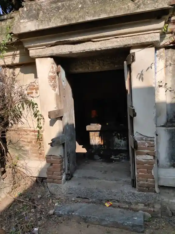 Arulmigu Sokkanatheeswarar And Gopalakrishna Perumal Temple, Sirumadhurai - 607203 அருள்மிகு சொக்கநாதீஸ்வரர் திருக்கோயில், சிறுமதுரை - 607203, Viluppuram - Ancient Temple Architecture and History Image 5