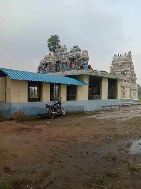 Arulmigu Solaiamman Temple, Near River, Chinnakavanam - 601204 அருள்மிகு சோலையம்மன் திருக்கோயில், Near River, Chinnakavanam - 601204, Tiruvallur - Ancient Temple Architecture and History Image 4