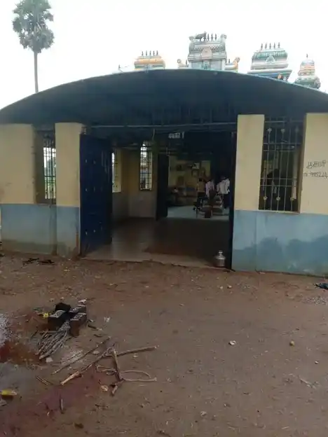 Arulmigu Solaiamman Temple, Near River, Chinnakavanam - 601204 அருள்மிகு சோலையம்மன் திருக்கோயில், Near River, Chinnakavanam - 601204, Tiruvallur - Ancient Temple Architecture and History Image 5