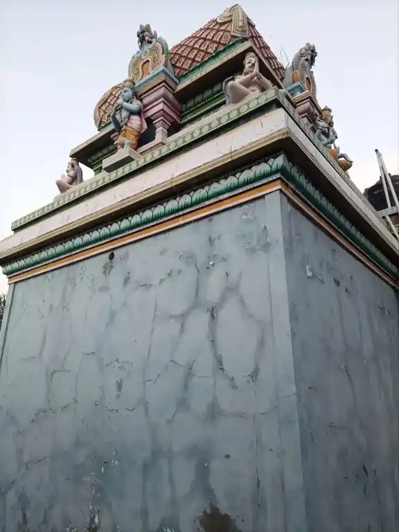 Arulmigu Solaimalai Perumal Temple, Kurukkapuram - 637401 Arulmigu Solaimalai Perumal Temple, குருக்கபுரம் இராசிபுரம் - 637401, Namakkal - Ancient Temple Architecture and History Image 2