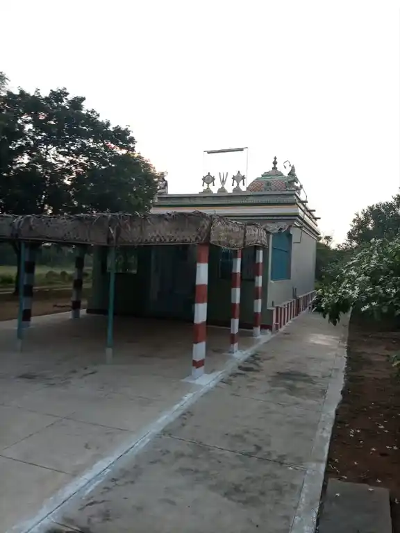 Arulmigu Solaimalai Perumal Temple, Kurukkapuram - 637401 Arulmigu Solaimalai Perumal Temple, குருக்கபுரம் இராசிபுரம் - 637401, Namakkal - Ancient Temple Architecture and History Image 4